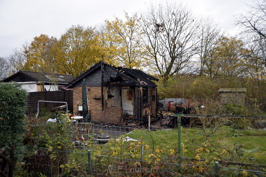 Wieder Laubenbraende Koeln Fuehlingen Kriegerhofstr P048.JPG - Miklos Laubert